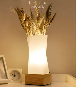 Lull - Modern Twist Desk Lamp