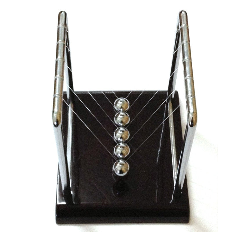 Newton's Cradle Desk Toy